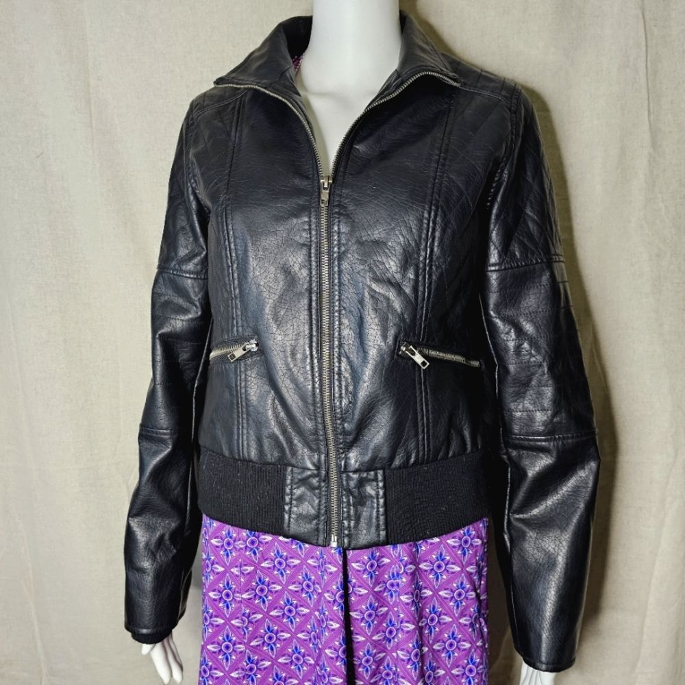 Black Faux Leather Moto Jacket Quilted Zip Up Windsor Size Large